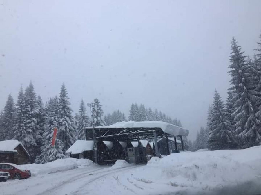 Bllokohet qarkullimi në aksin Rozhajë – Kullë