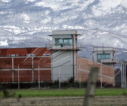 Dyshohet për plagosjen e një personi, suspendohet zyrtari korrektues në Dubravë