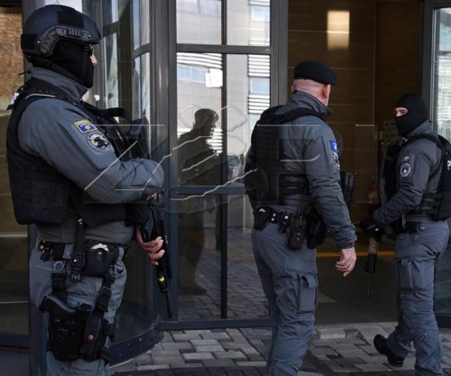 Prokuroria me detaje, pas arrestimit të tre zyrtarëve në Komunën e Prishtinës