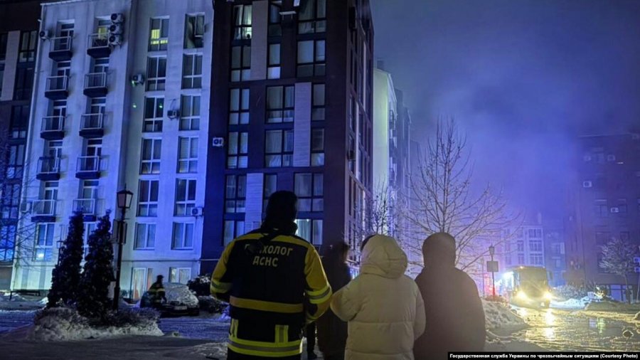 Dy të vrarë në Kiev teksa Rusia i vazhdon bombardimet në Ukrainë