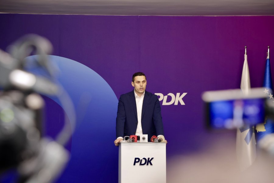 Gruda  Ligjëratat e Gjykatës Speciale në shkolla  rrezik për rishkrimin e historisë së Kosovës