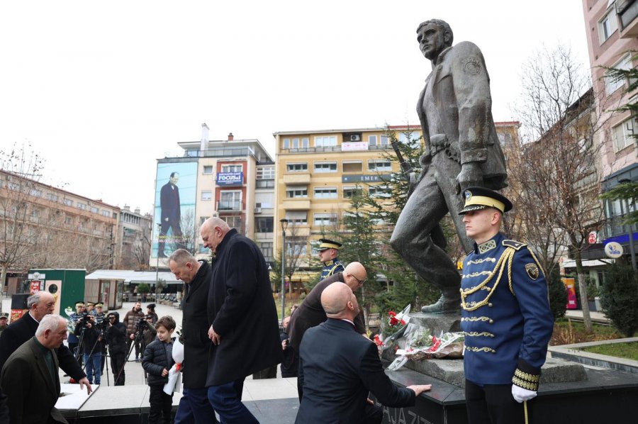 Haradinaj  Zahir Pajaziti  Hakif Zejnullahu dhe Edmond Hoxha i dhanë rrugë lirisë së Kosovës