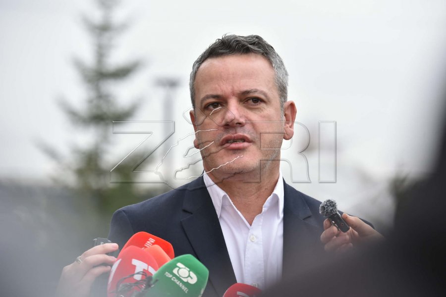 Gashi  Kryetari Abdixhiku ka kërkuar që të bëhet vlerësimi i punës së tij