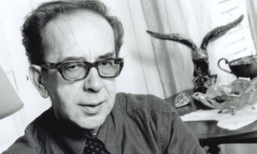 Dy vjet pa kolosin e letërsisë shqiptare  Ismail Kadare