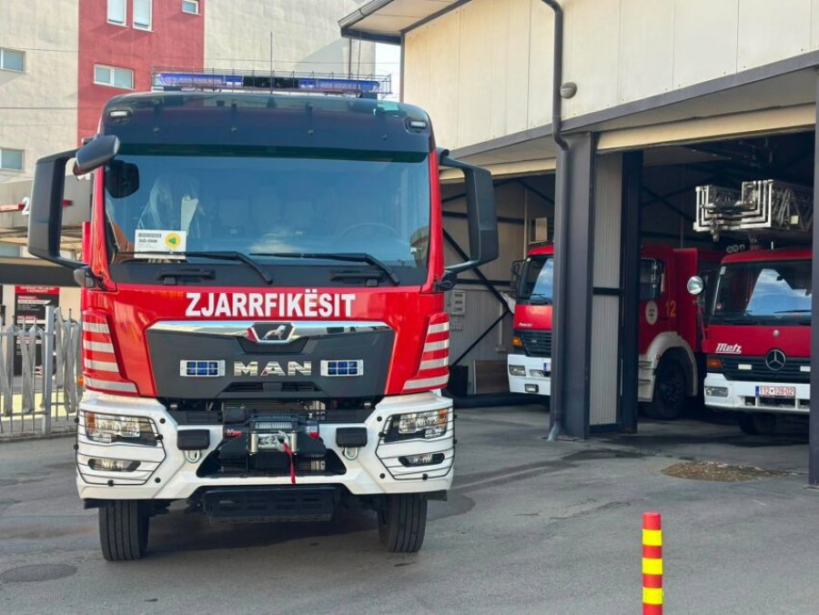 Prezantohet kamioni i ri sulmues për Brigadën Profesionale të Zjarrfikësve  i dizajnuar për luftën ndaj zjarrit në zonat urbane
