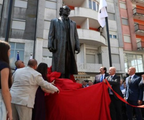 Përurohet shtatorja e Ibrahim Rugovës në Klinë - në zbulimin e saj marrin pjesë Osmani, Haradinaj e Hoti