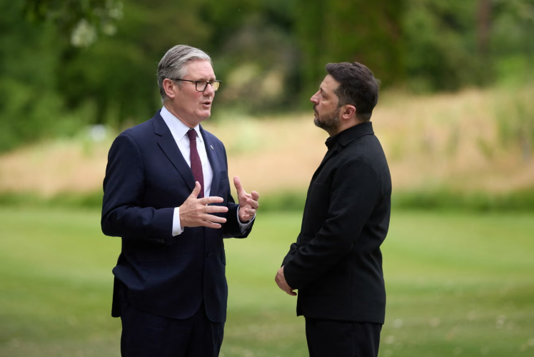 Keir Starmer dënon sulmin rus në Kiev, zotohet për mbështetje të Ukrainës