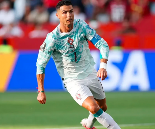 Mes lotëve pas eliminimit, Ronaldo i dha zemër yllit kroat me një mesazh të veçantë