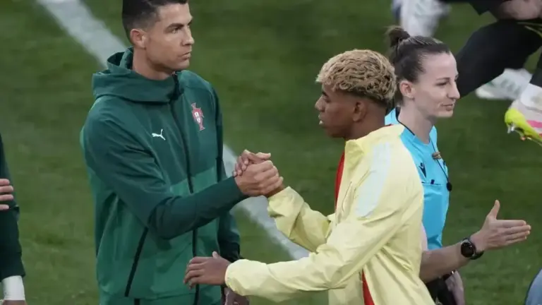Yamali jep një mesazh, teksa flet për përballjen me Ronaldon dhe Portugalinë
