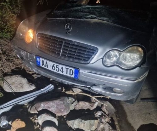 Tragjedi në Librazhd, guri masiv bie mbi një makinë dhe i merr jetën 42-vjeçarit