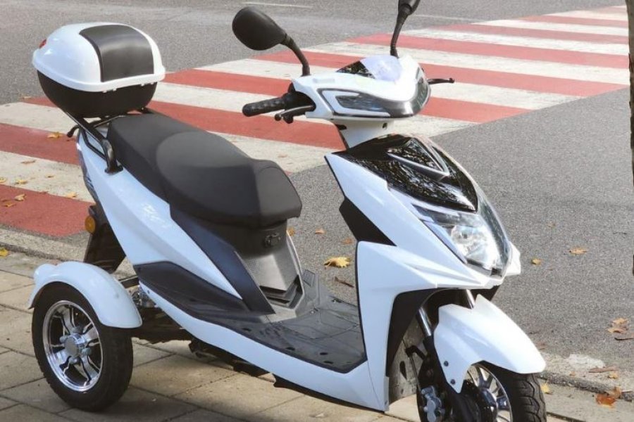 Zhurma e motoçikletave  shqetësim për Tiranën