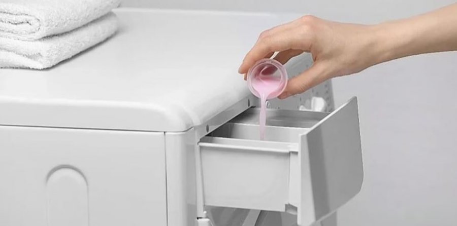 Cilat rroba nuk duhet t i lani kurrë me zbutës  nuk është i përshtatshëm për çdo lloj pëlhure