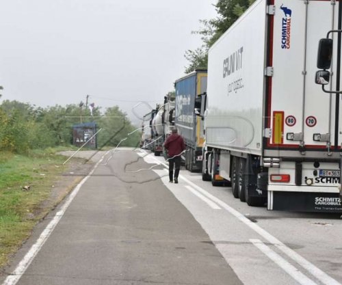 MIT-i merr vendim: S’ka më kamionë mbi 20 tonë në autostrada e rrugë magjistrale në temperatura të larta