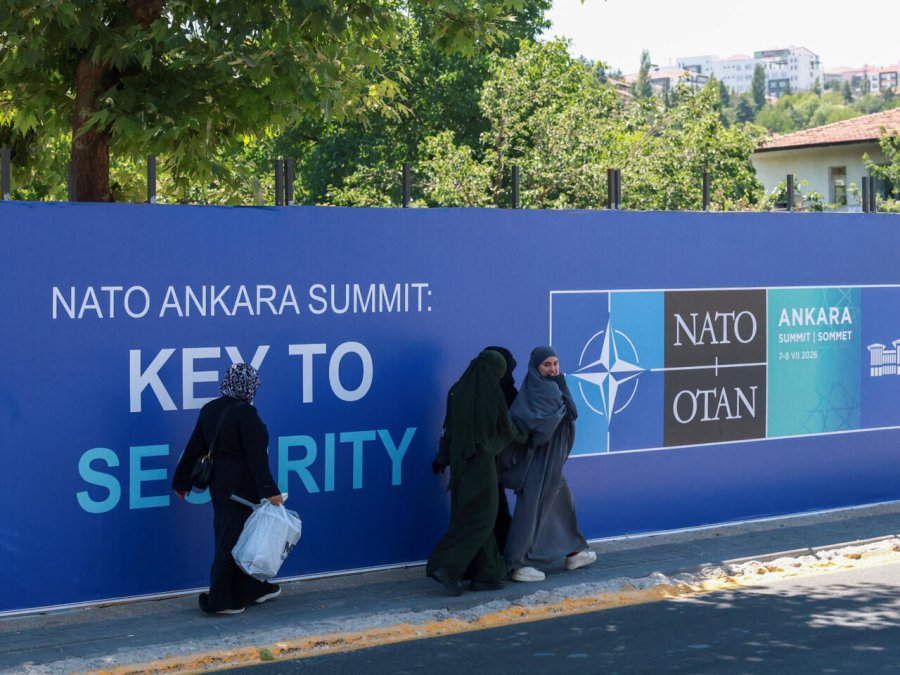 NATO-ja për narrativat ruse në Ballkan: Propagandës i kundërvihemi me të vërtetën