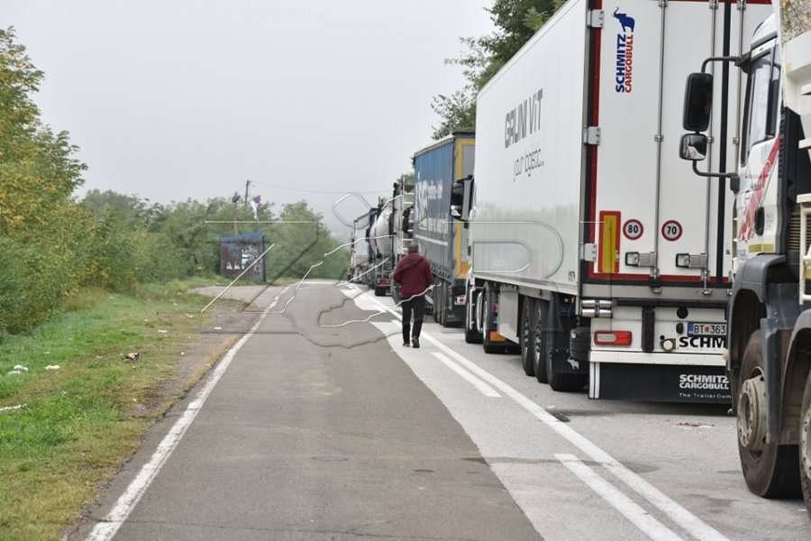 MIT i merr vendim  S ka më kamionë mbi 20 tonë në autostrada e rrugë magjistrale në temperatura të larta