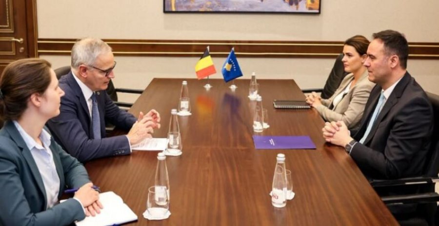 konjufca-pret-ne-takim-lamtumires-ambasadorin-e-belgjikes
