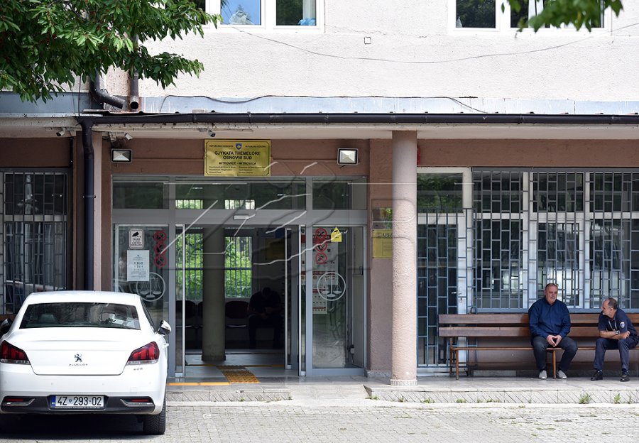 Gjykatat në veri ende pa gjyqtarë e prokurorë serbë, a ka zgjidhje?