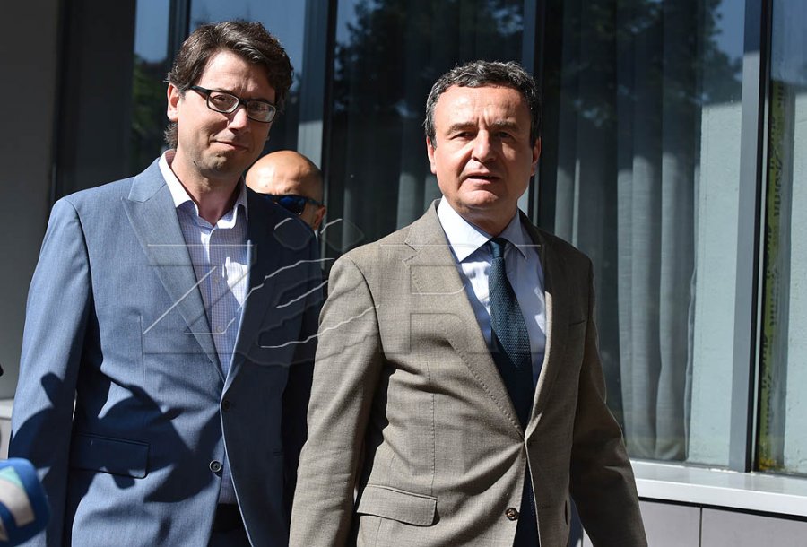 Kurti mbërrin në Kuvend për takim me LDK në  Jam optimist