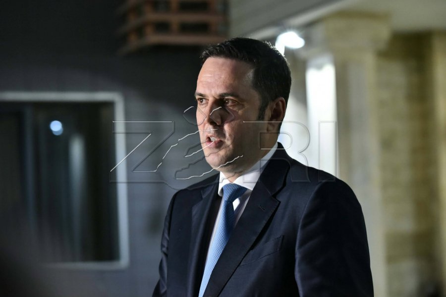 Abdixhiku  U dakorduam të vazhdojmë komunikimin për të shmangur zgjedhjet