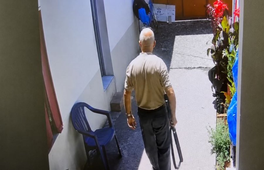 Krimi në Shkodër   momenti kur burri merr armën  vret gruan dhe e pret policinë