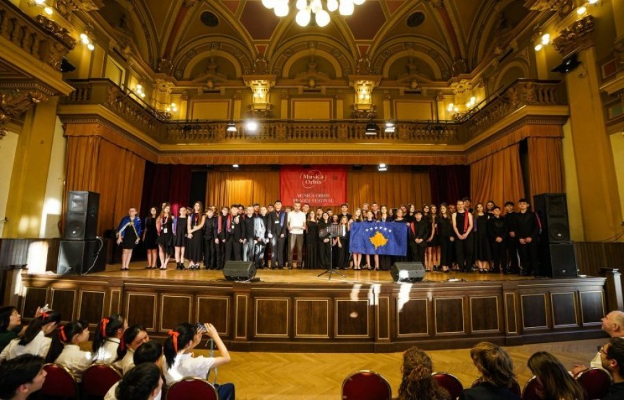 Nga Praga, Orkestra “Amadeus” i sjell Kosovës medaljen e artë