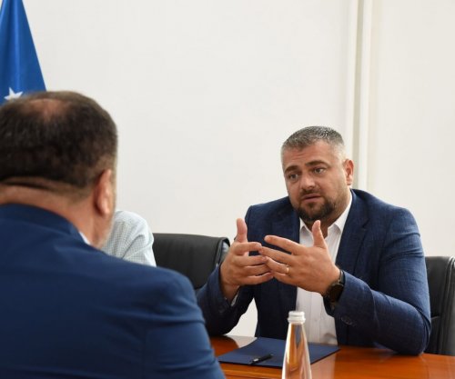 Hoti pret në takim Avokatin e Popullit