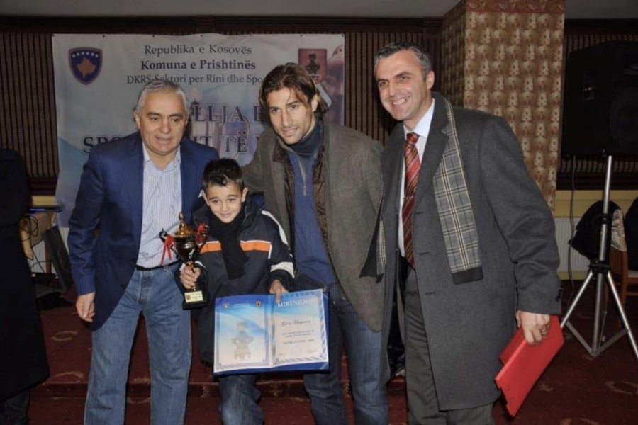 Remzi Ejupi kritikëve të Zhegrovës  Është mëkat që të ulet dhe të nënvlerësohet një diamant si Edoni