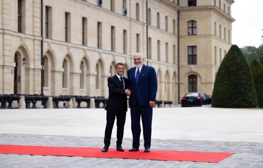 Rama pritet nga Macroni  merr pjesë në Samitin e Koalicionit të Vullnetmirëve