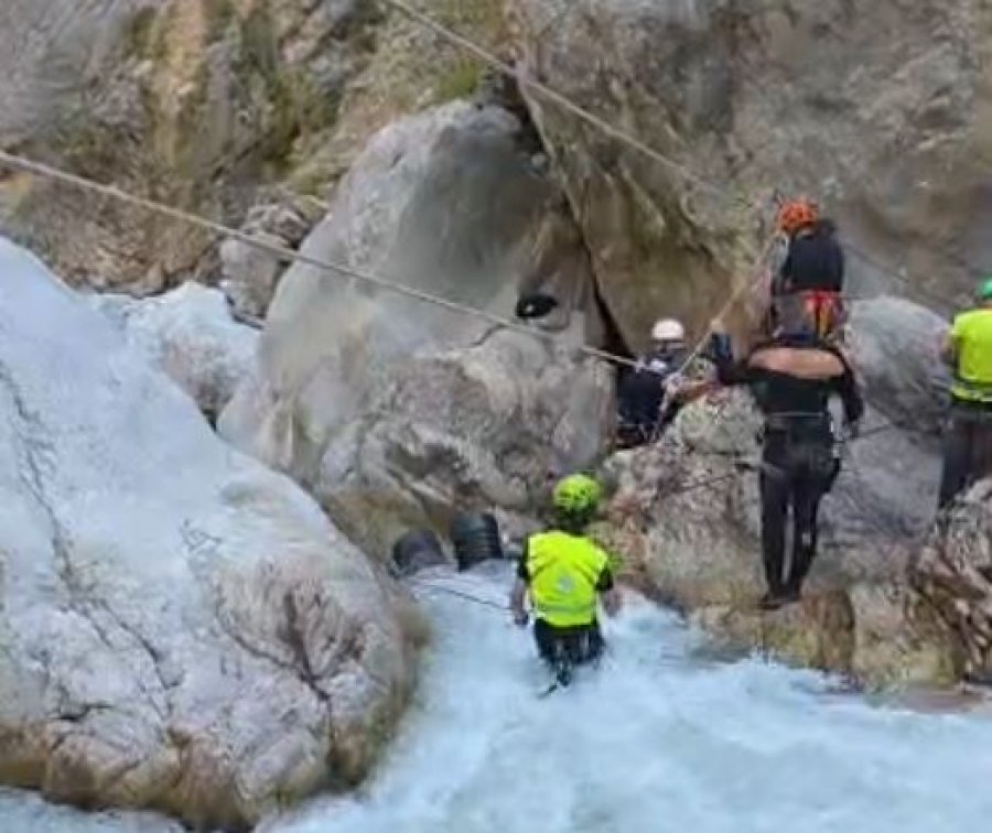 Operacion i kërkim-shpëtimit në lumin Mat, angazhohen pjesëtarë nga Kosova