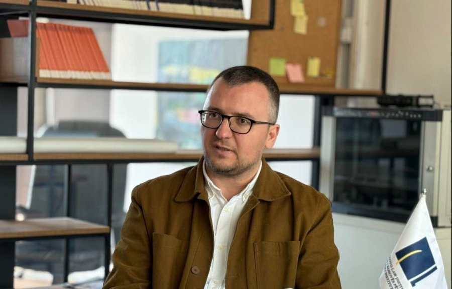 Mosformimi i institucioneve po rrezikon fondet e Planit të Rritjes  Jakaj  Kurti t i intensifikojë takimet me partitë