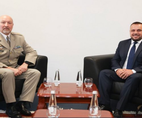 Maqedonci takoi atasheun çek të mbrojtjes, e falënderon për bashkëpunimin