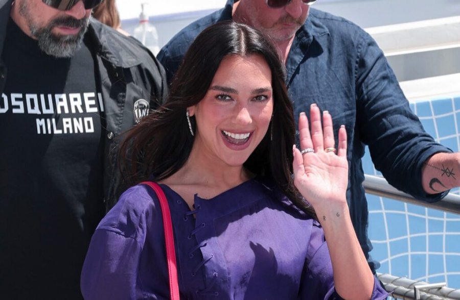 Dua Lipa fshin nga Instagrami fotot e Kep Merlit  veprimi ngjall debate
