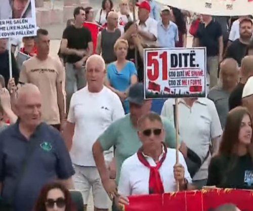Protesta për Zvërnecin në ditën e 51-të