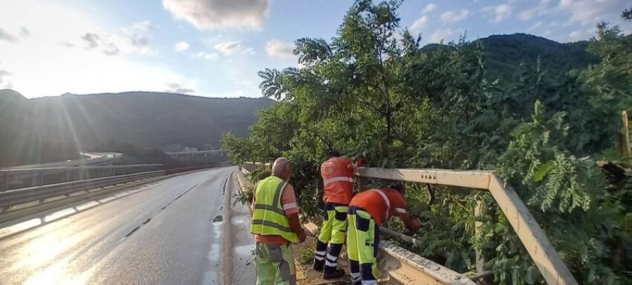 Ministria e Infrastrukturës intervenon në Shtërpcë  apelon të shmangen qarkullimet e panevojshme gjatë stuhive