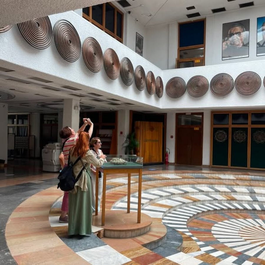 3-700-vizitore-ne-dy-muaj-ne-biblioteken-kombetare