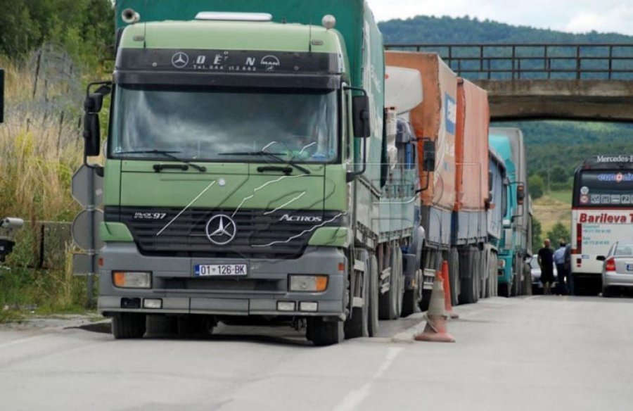 Kamionët mbi 20 tonë do të qarkullojnë pa kufizime nesër