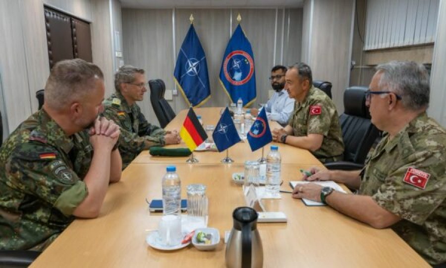 Ulutashi dhe Krone diskutojnë për situatën e sigurisë në Kosovë