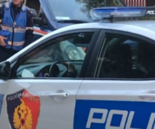 Merrte paratë e qytetarëve dhe nuk u riparonte veturat, arrestohet pronari i një servisi në Tiranë