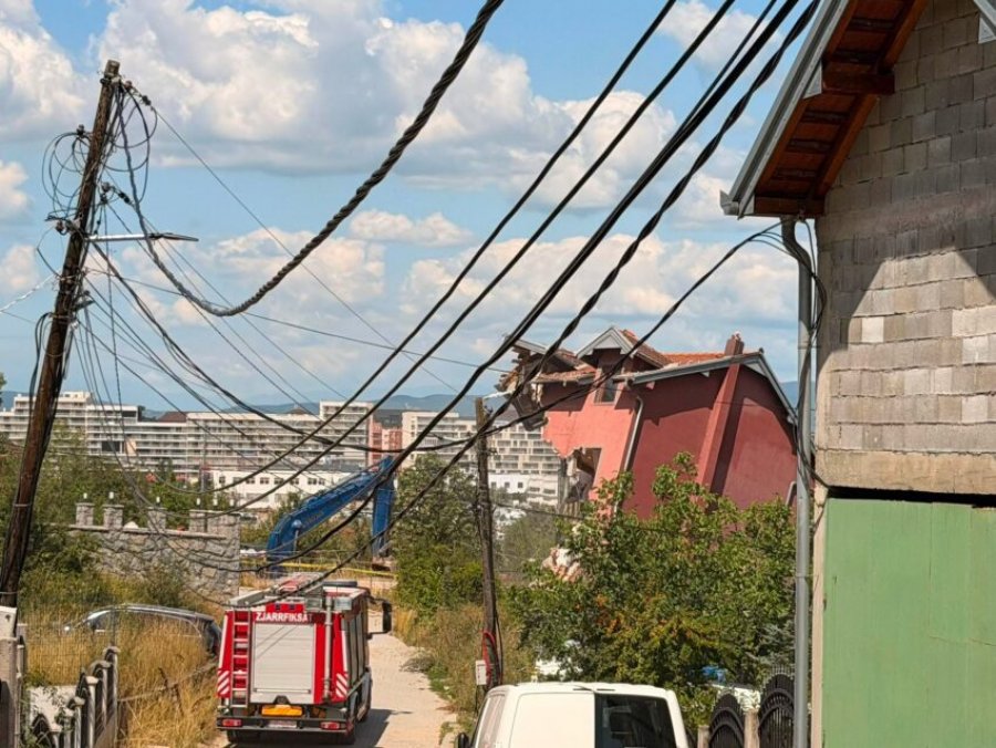 Xhema ngre shqetësimin  Çfarë do të ndodhë me familjet e zhvendosura në Rrugën  A  pas 1 gushtit 