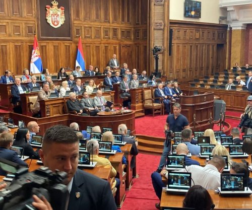Kuvendi i Serbisë shqyrton mocionin e mosbesimit ndaj qeverisë