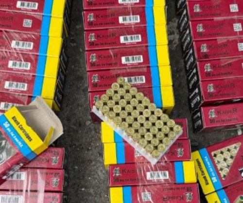 Dogana sekuestron mbi 2000 fishekë në një veturë të ndaluar në segmentin Trudë – Prishtinë