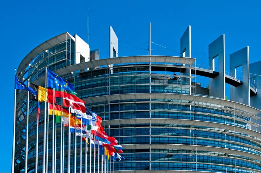 Parlamenti Evropian  Kosova të përshpejtojë reformat dhe normalizimin e marrëdhënieve me Serbinë