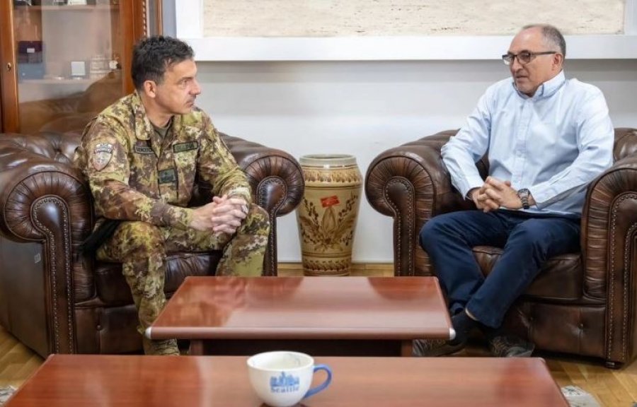 ulutash-takon-m-wikoff-e-informon-per-situaten-e-sigurise-ne-kosove