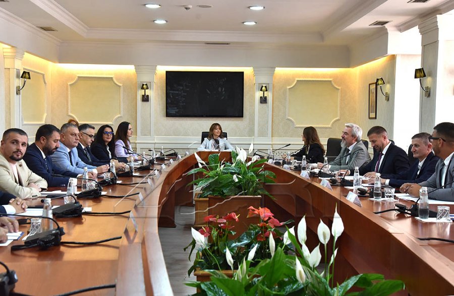 Partitë politike pajtohen për konstituimin e Kuvendit  por ende pa zgjidhje për presidentin