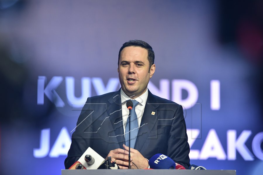 Gashi  Abdixhiku ka krijuar vetëm kriza brenda LDK së