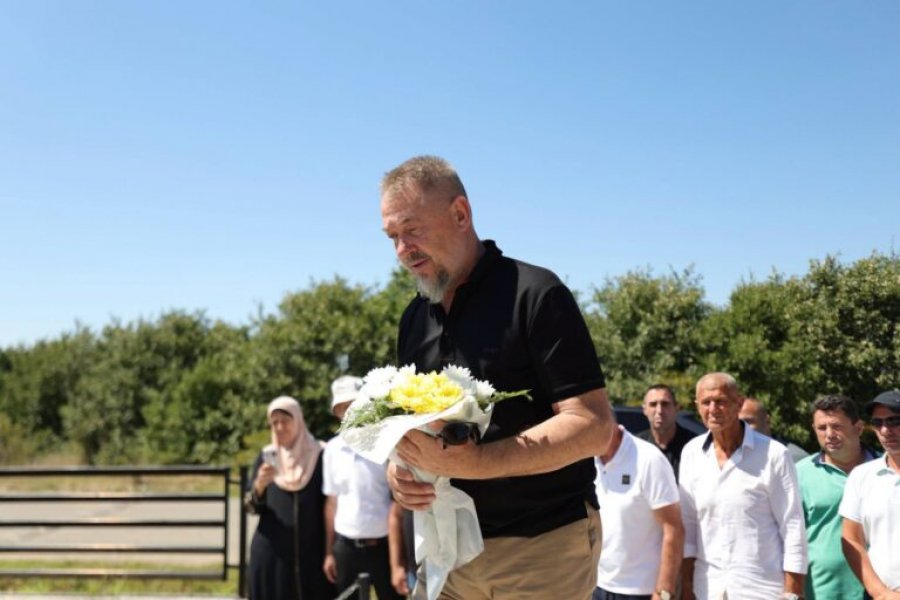 Lushtaku kujton dëshmorin Shefqet Shala në përvjetorin e rënies së tij heroike