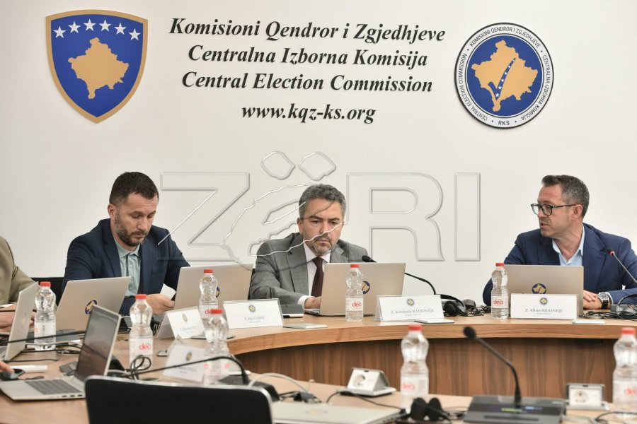 Zgjedhjet e së dielës   akreditohen rreth 16 mijë vëzhgues