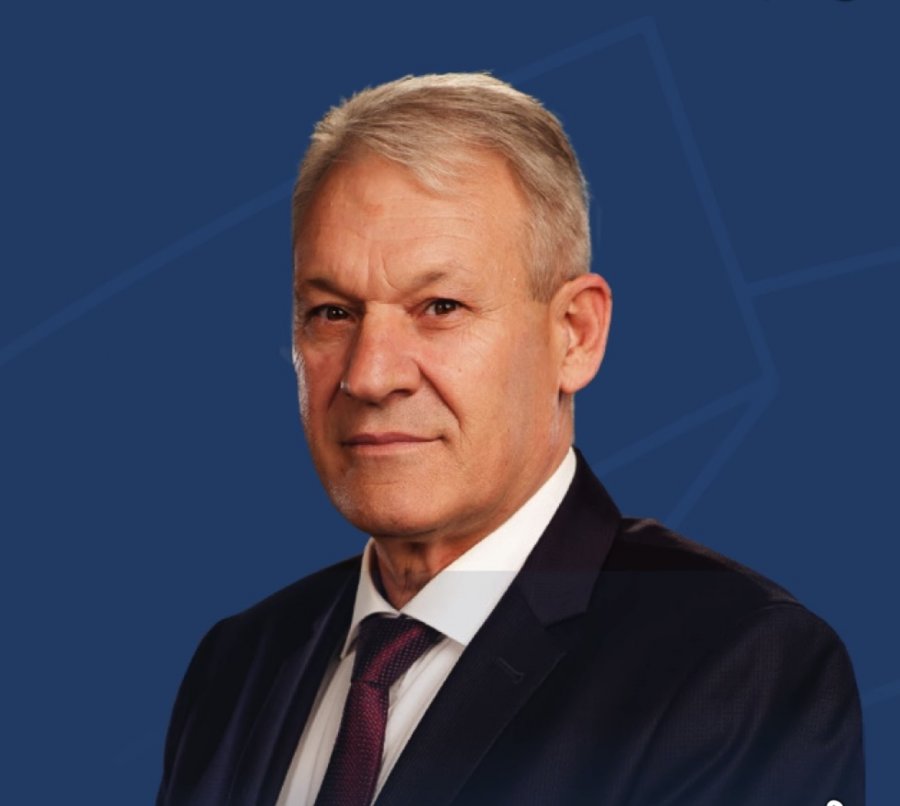 Hadergjonaj  Në një kohë kur vendi ka nevojë për stabilitet  kërkoi besimin tuaj për të vazhduar punën
