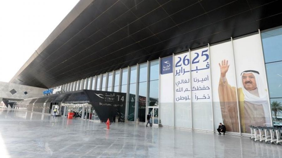 Raportohet se Irani ka sulmuar me dron aeroportin e Kuvajtit  pezullohen fluturimet