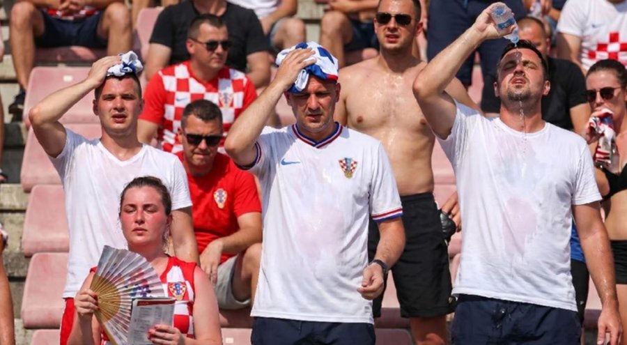 FIFA ndalon shishet e ujit në Kupën e Botës  tifozët dhe ekspertët të indinjuar me vendimin